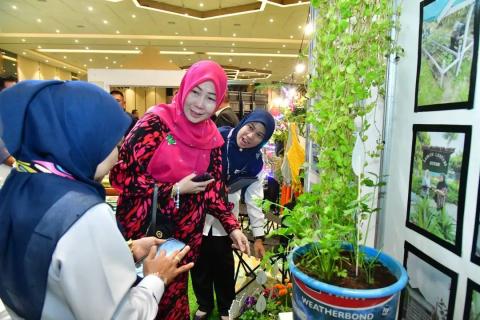 Majlis Penyampaian Hadiah